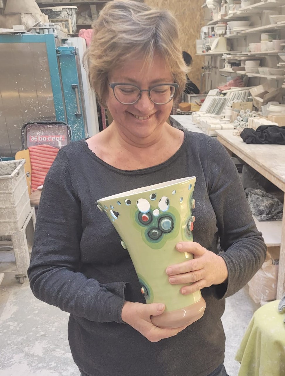 Basalt porselein vazen en schalen Vaas groen kantwerk